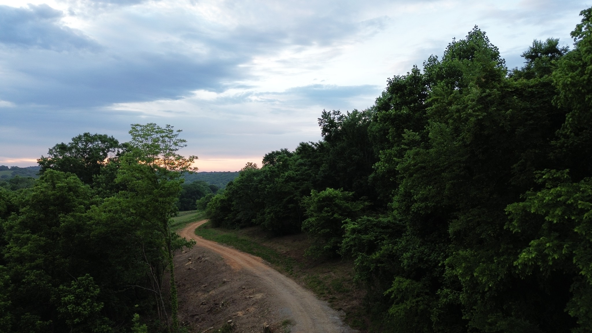 1820 New Highway 7 Columbia TN 38401