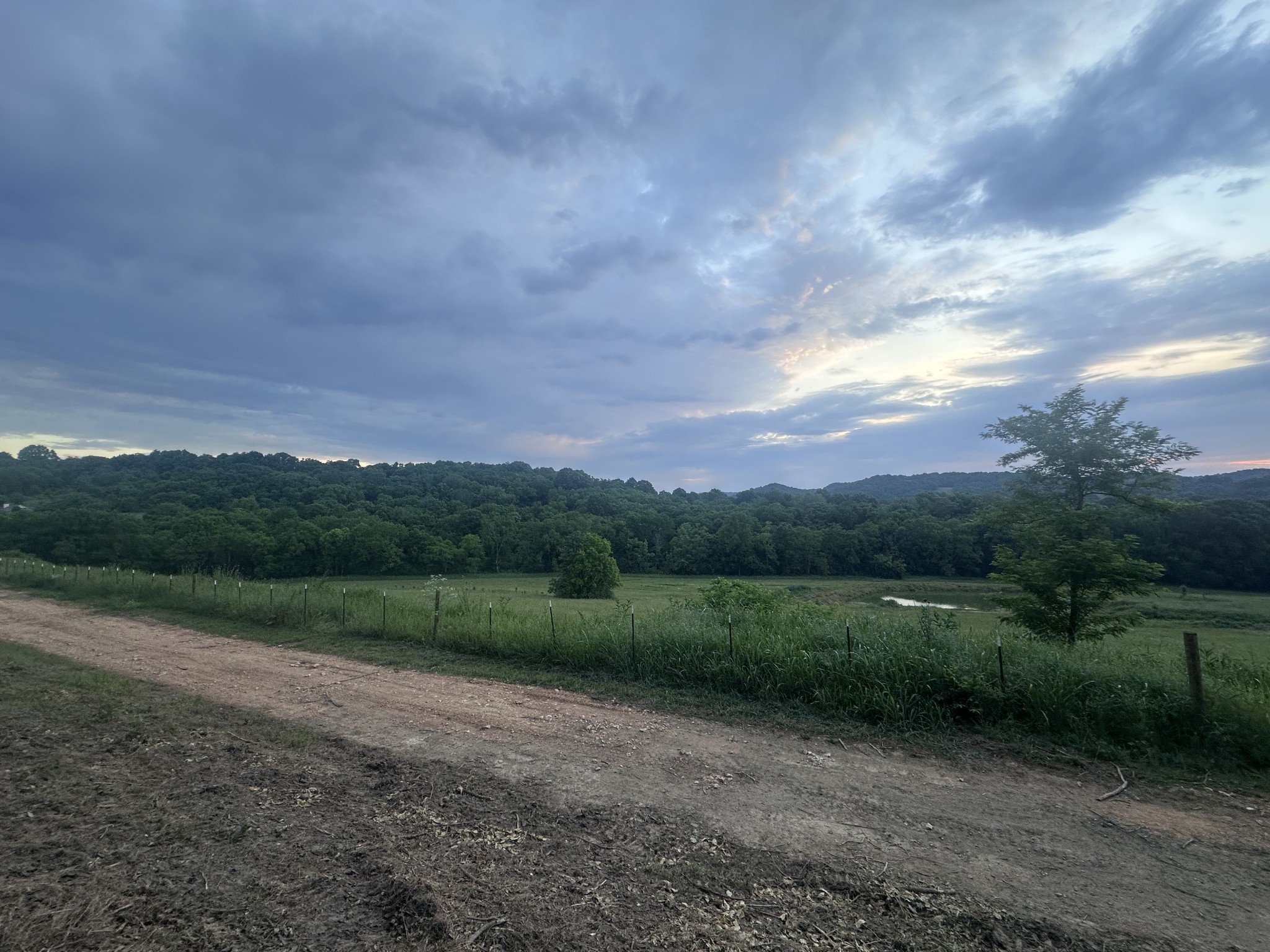 1820 New Highway 7 Columbia TN 38401