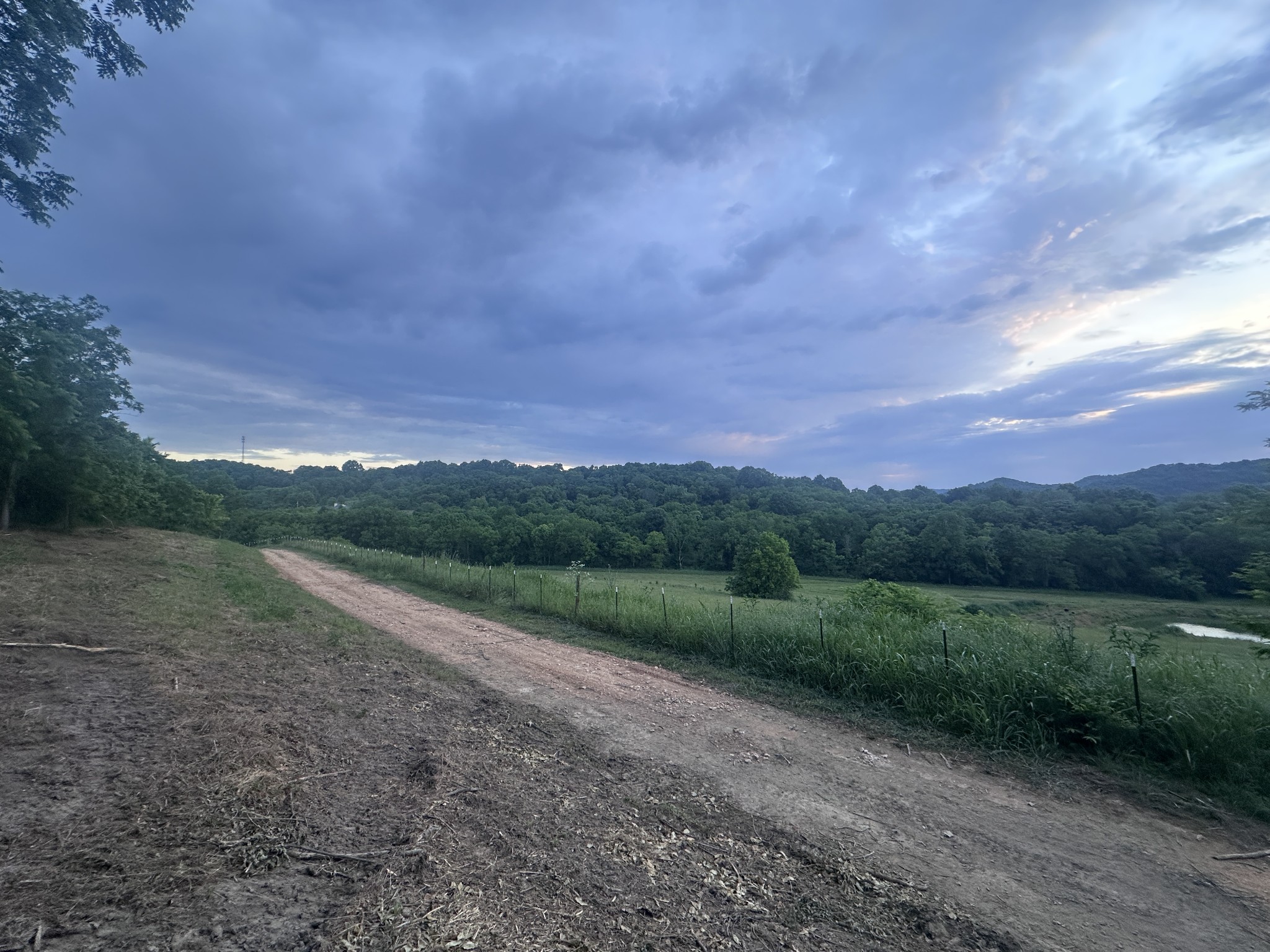1820 New Highway 7 Columbia TN 38401