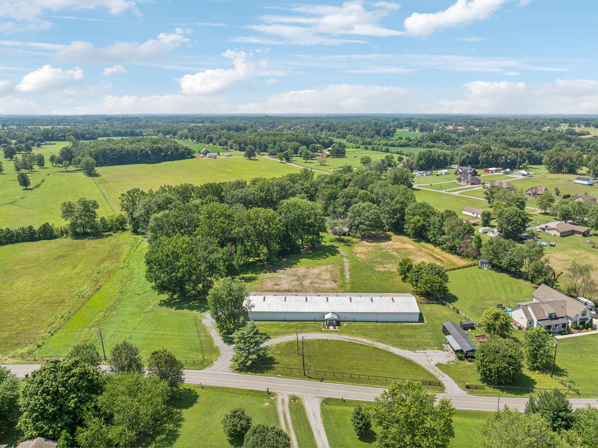 253 Halltown Road Cottontown TN 37048