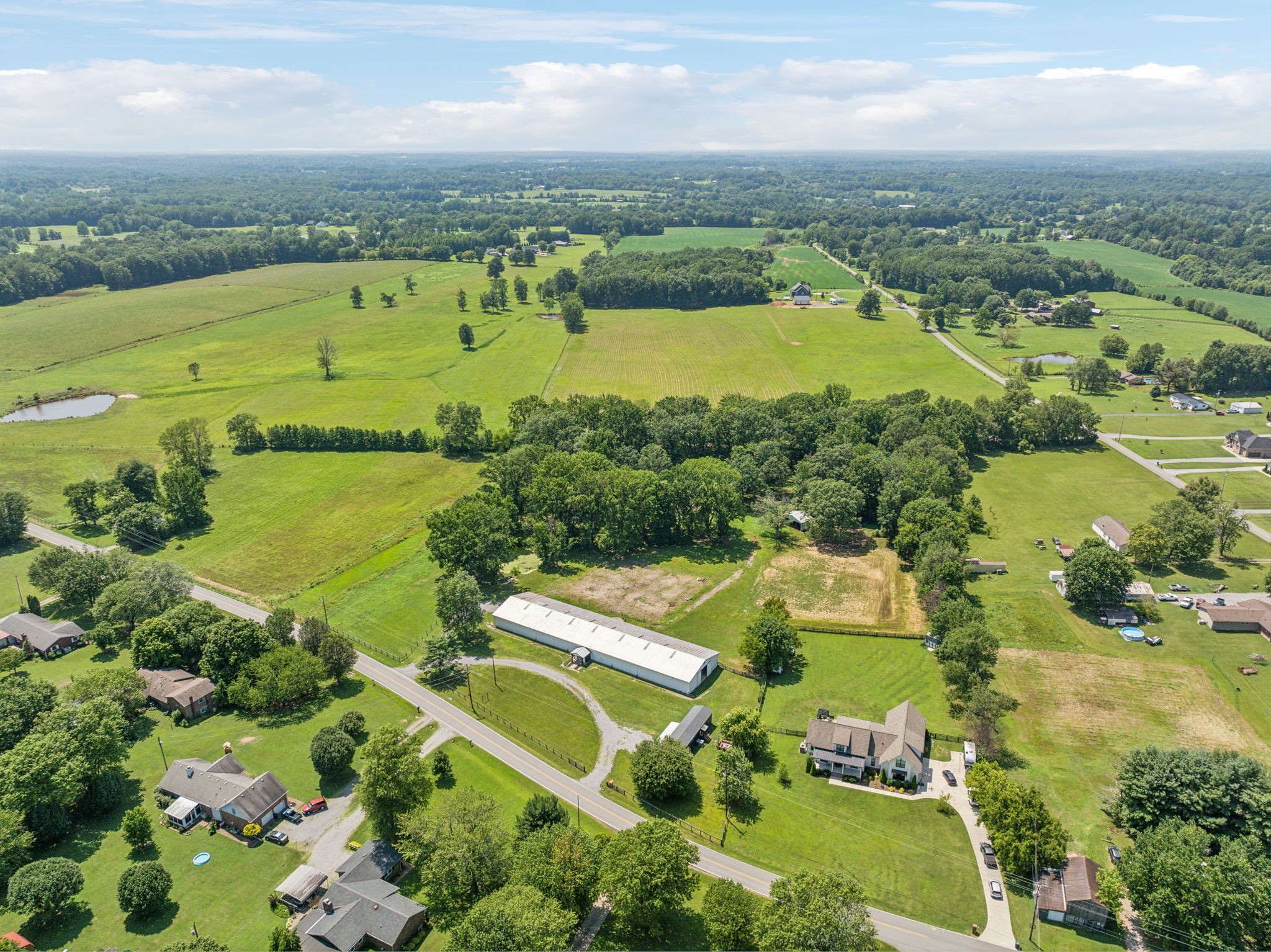 253 Halltown Road Cottontown TN 37048