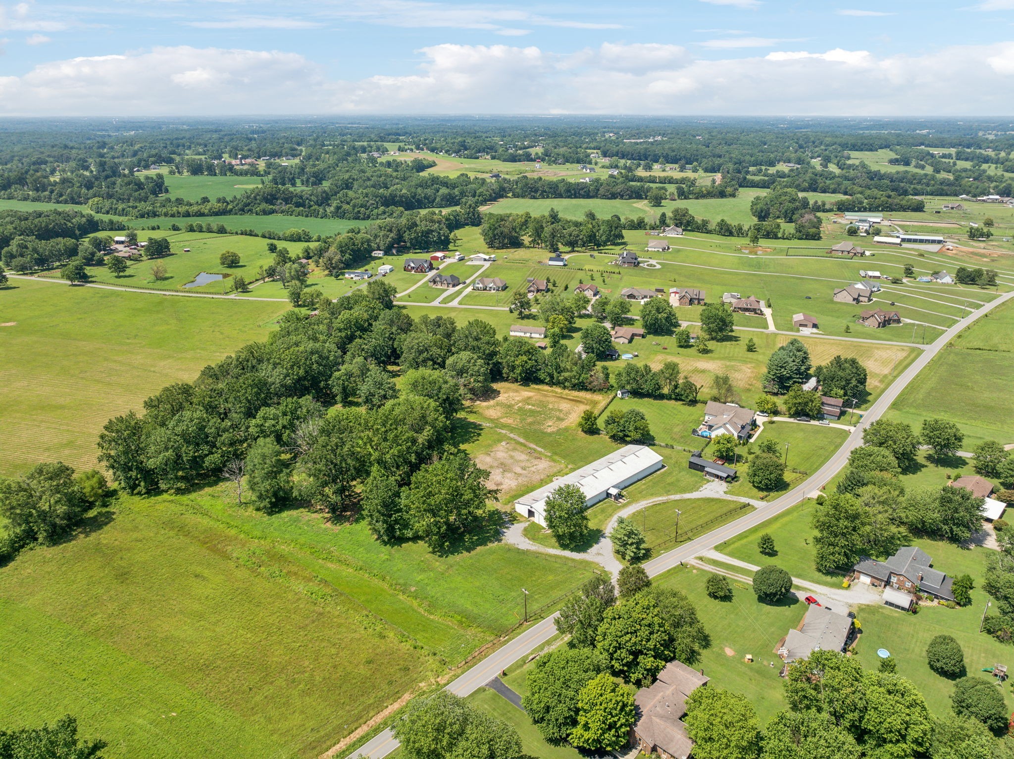 253 Halltown Road Cottontown TN 37048