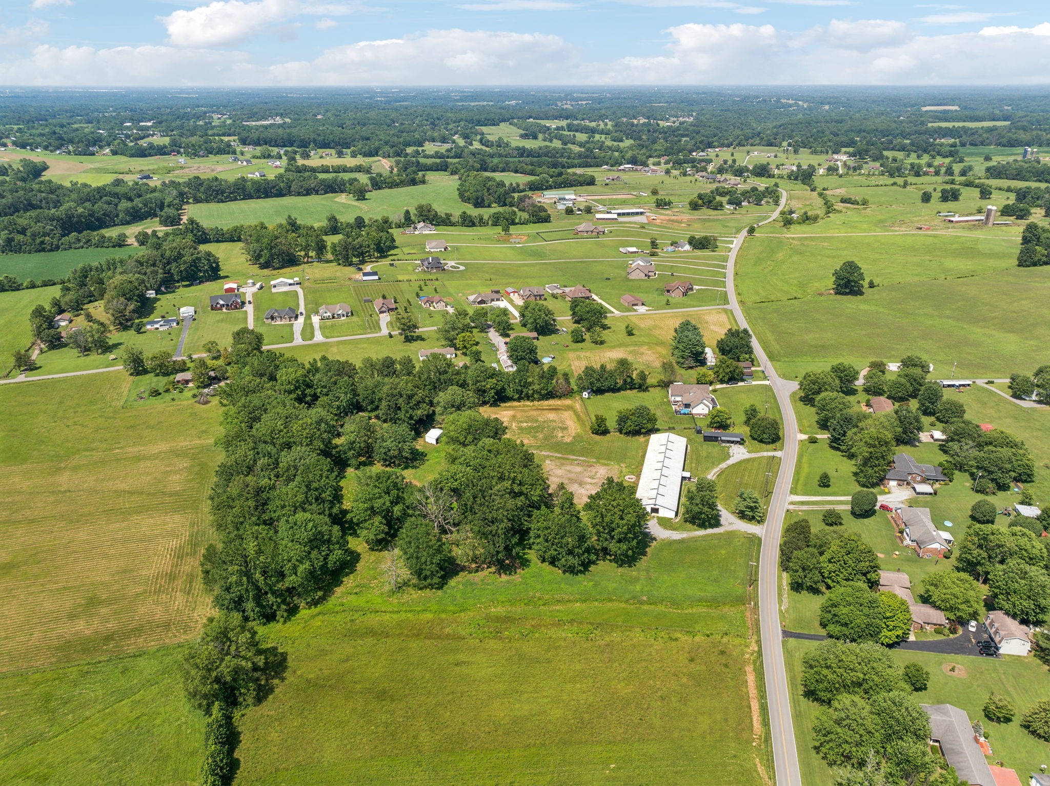 253 Halltown Road Cottontown TN 37048