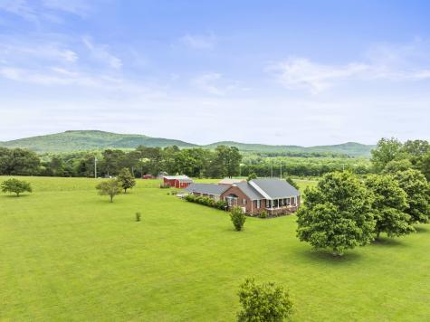 181 Hickory Grove Road Huntland TN 37345