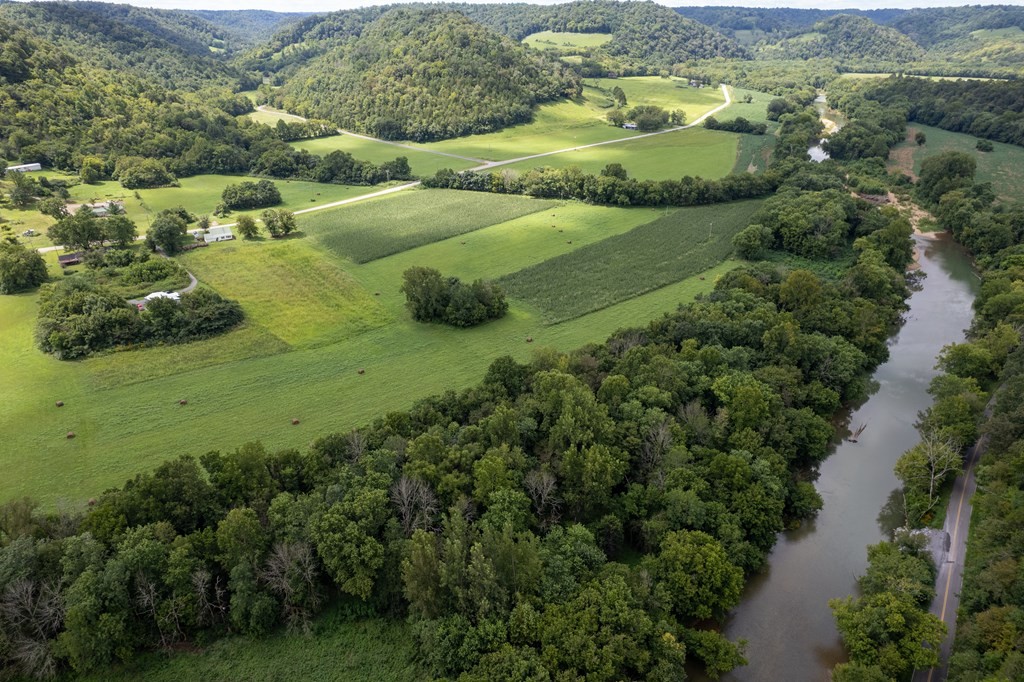 12493 Dodson Branch Gainesboro TN 38562