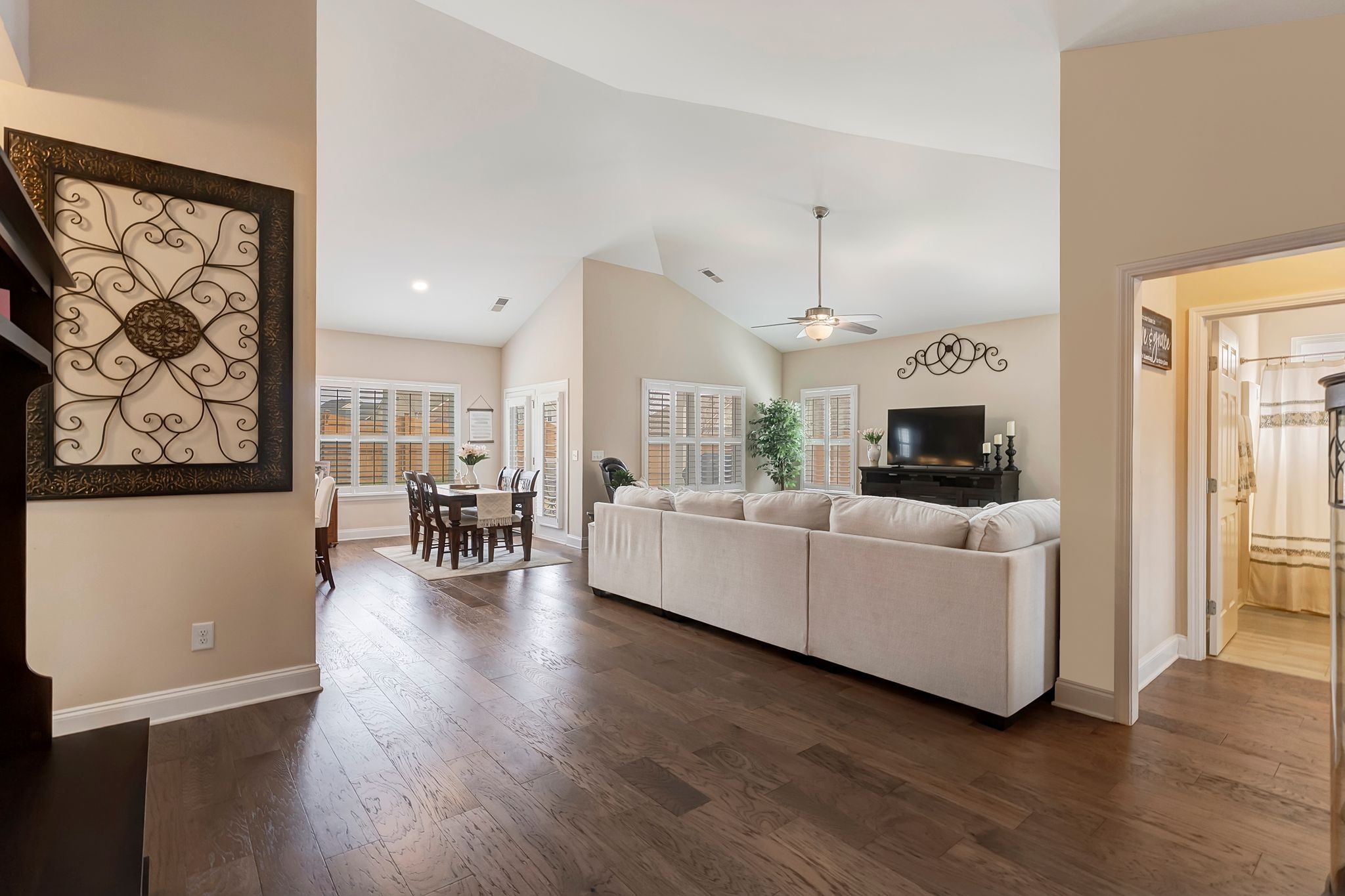 1326 Whispering Oaks Drive Lebanon TN 37090