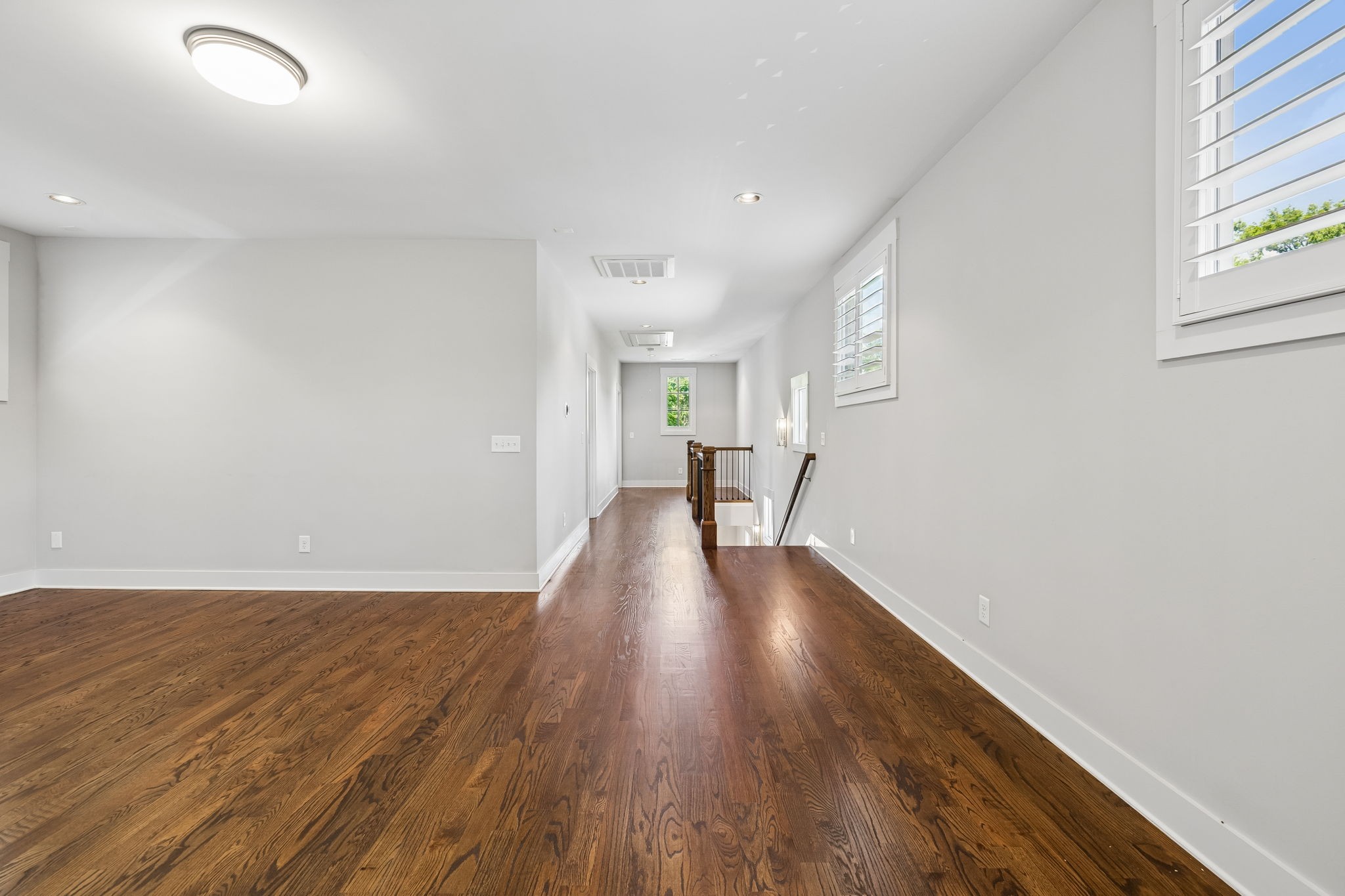 1605A Stokes Lane Nashville TN 37215