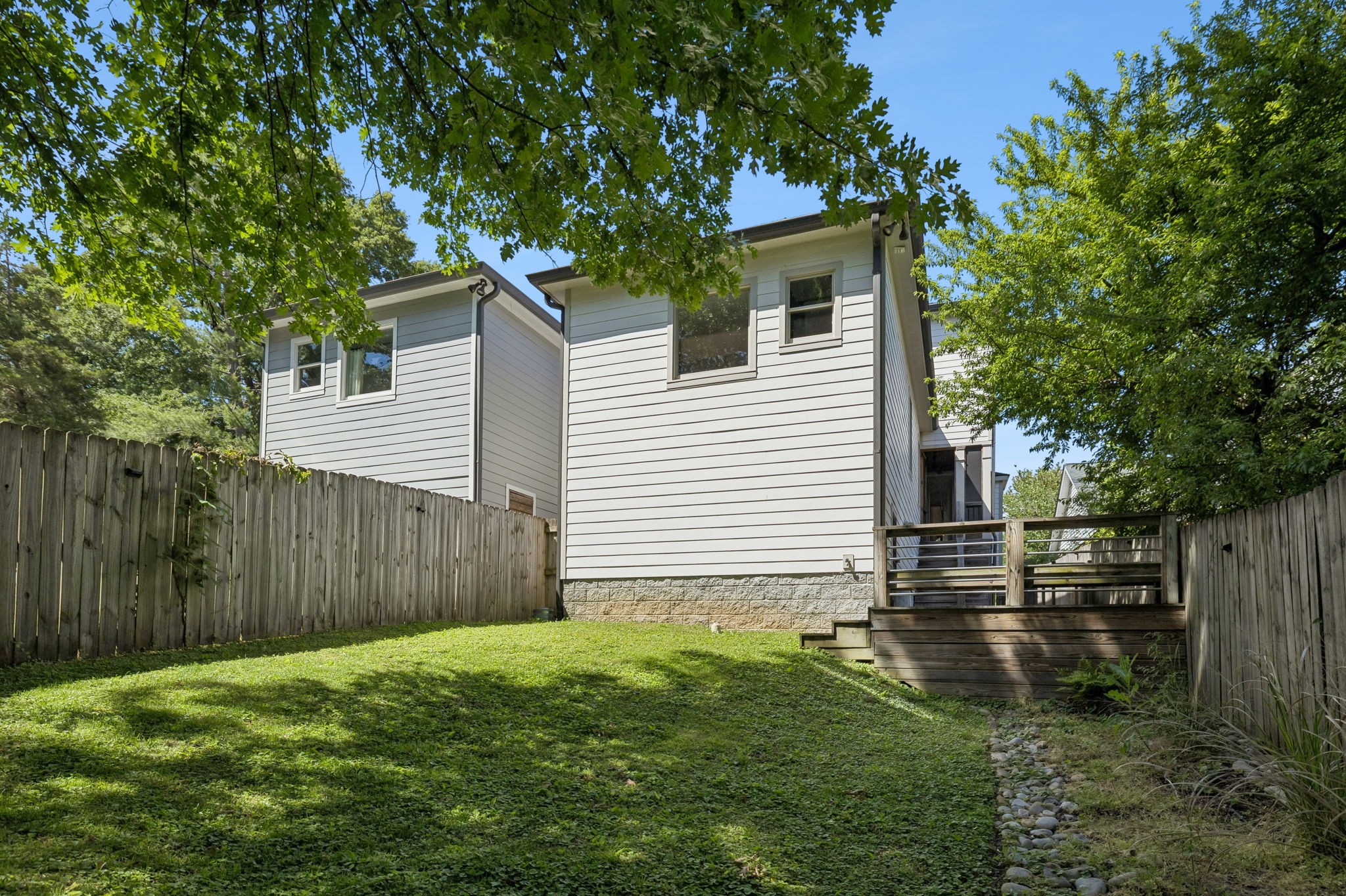 1605A Stokes Lane Nashville TN 37215