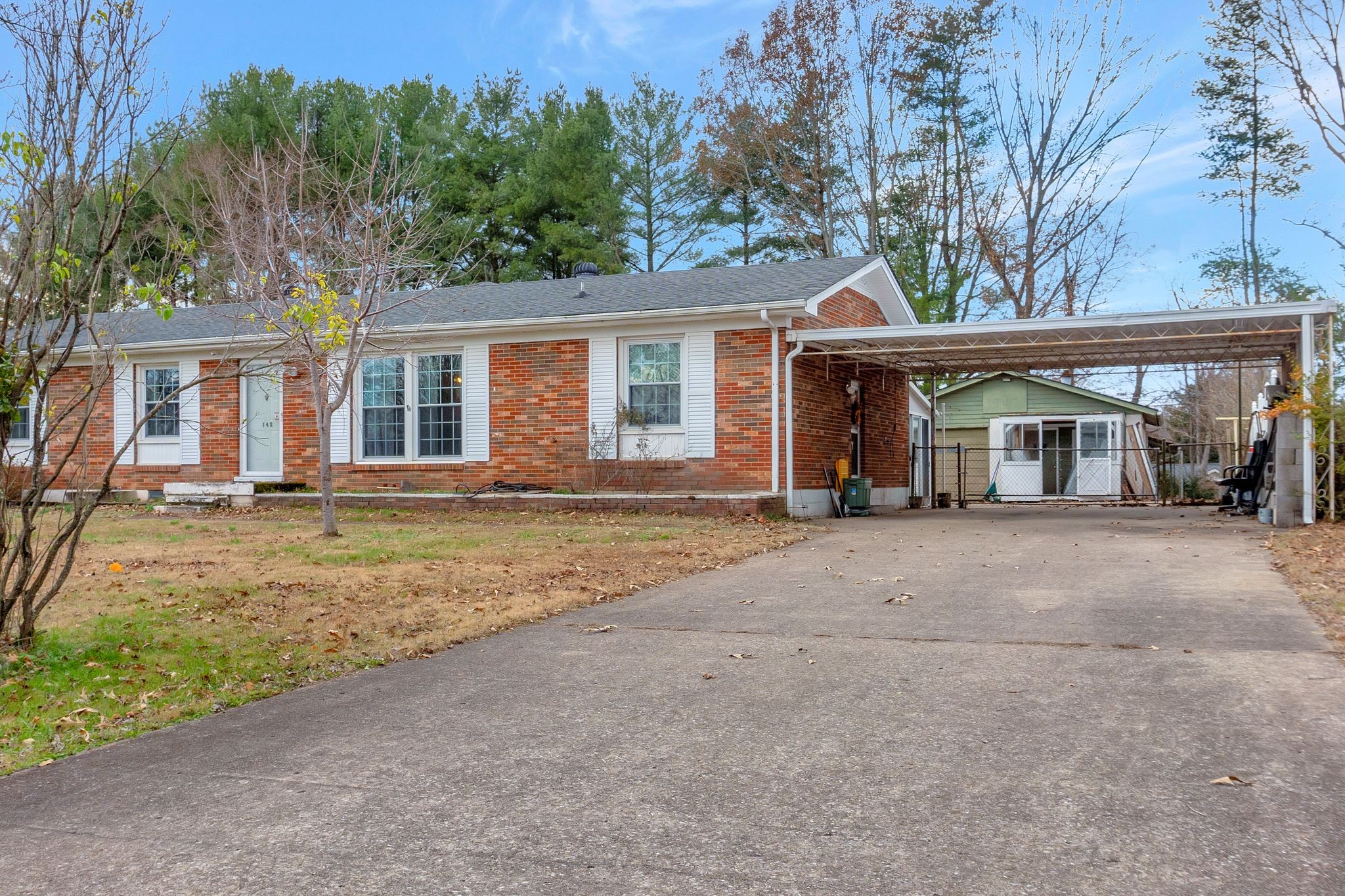 142 W Park Drive Clarksville TN 37043