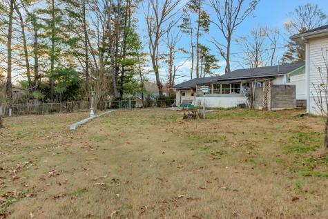 142 W Park Drive Clarksville TN 37043