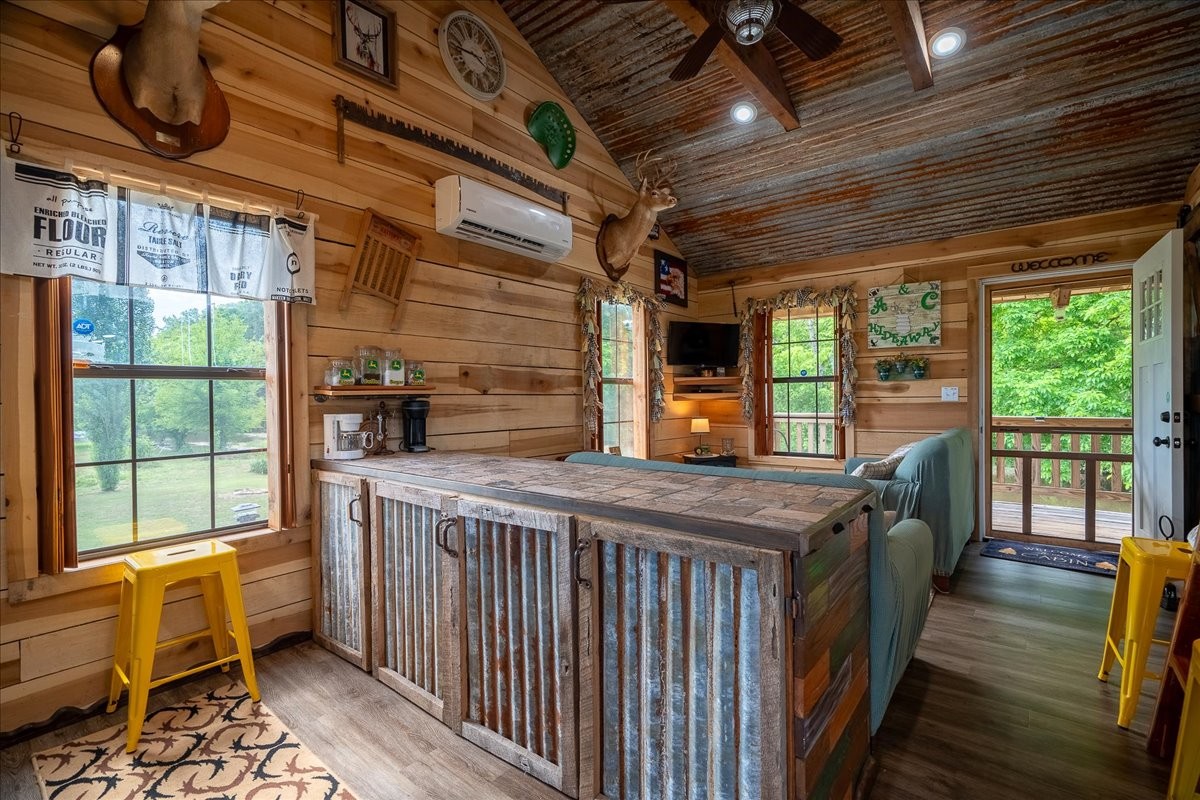 194 Creekside Lane Westpoint TN 38486