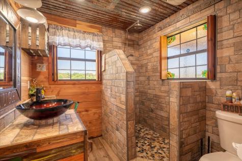 194 Creekside Lane Westpoint TN 38486