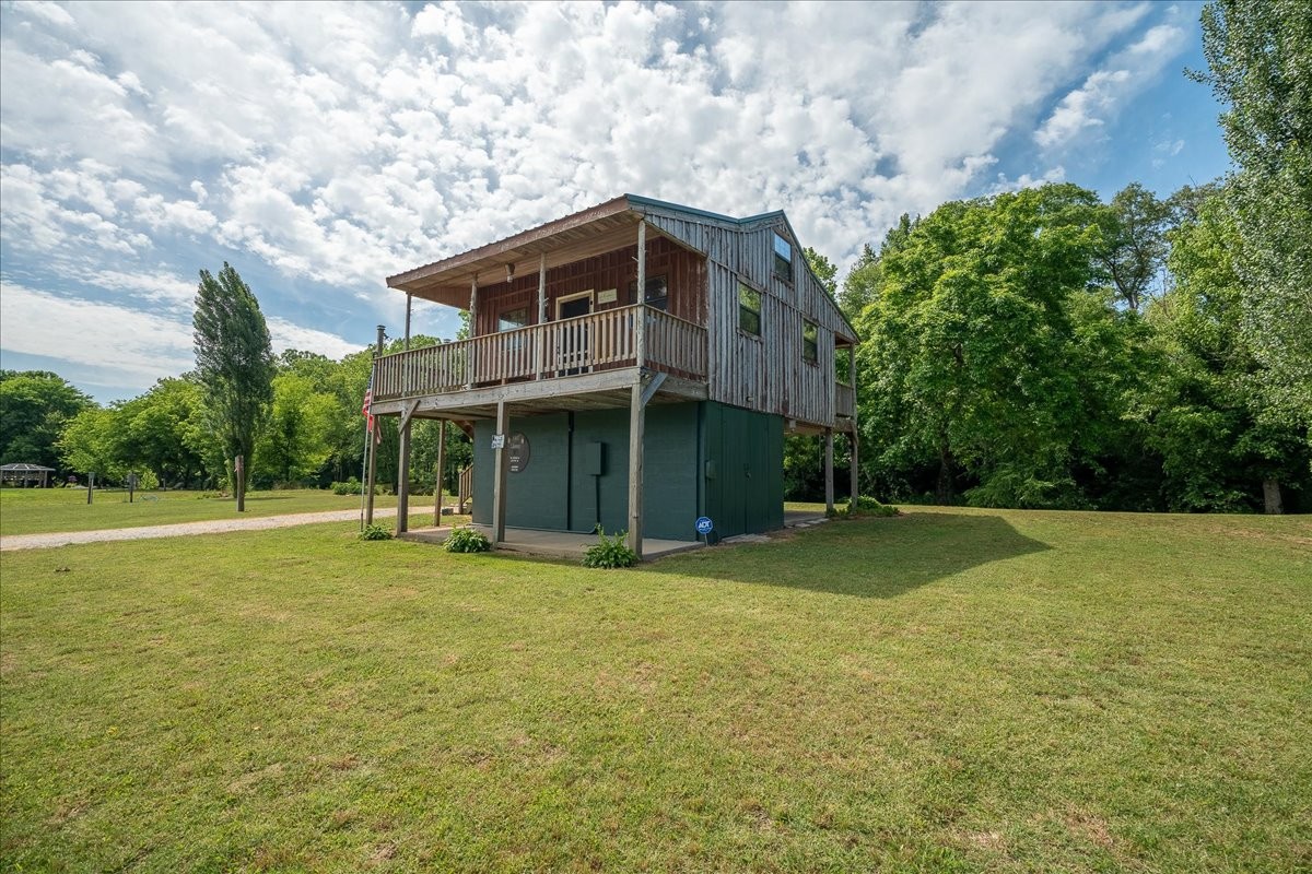 194 Creekside Lane Westpoint TN 38486