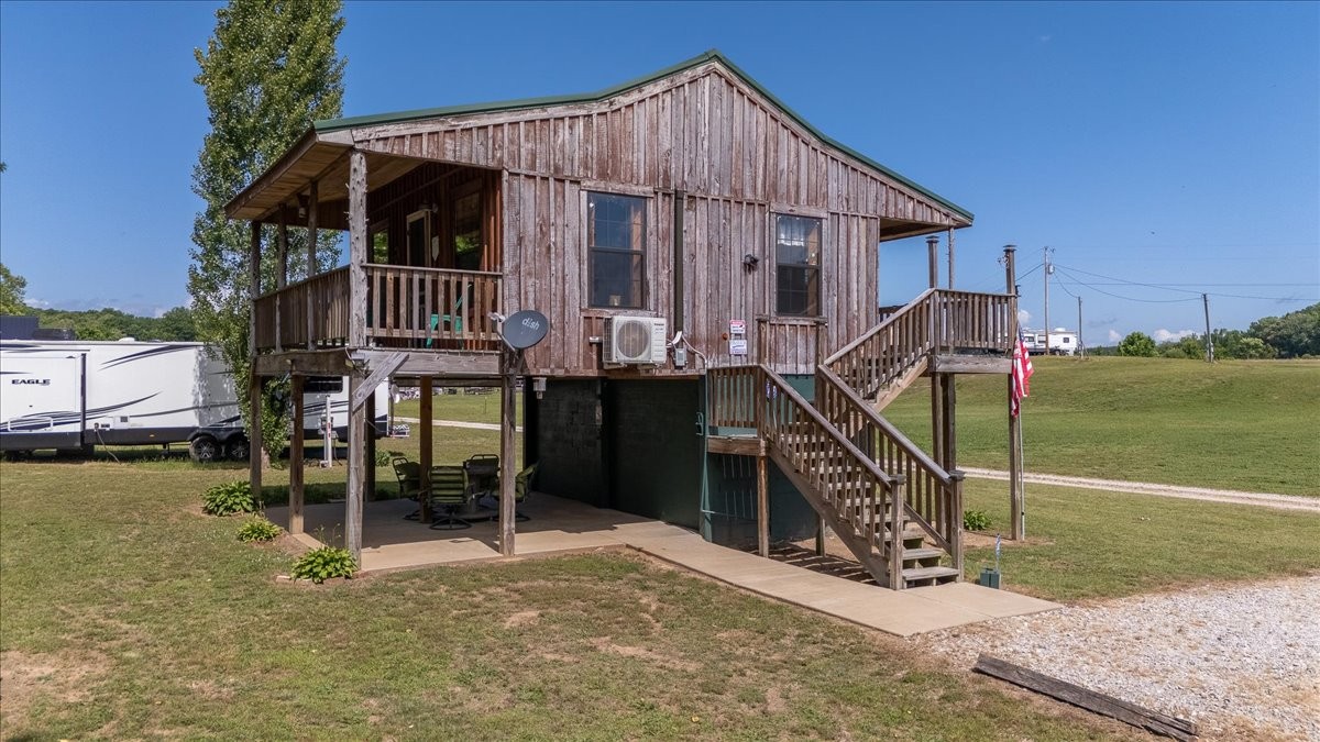194 Creekside Lane Westpoint TN 38486