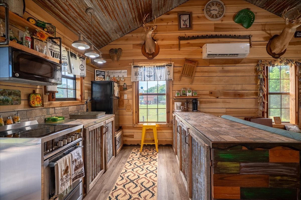 194 Creekside Lane Westpoint TN 38486