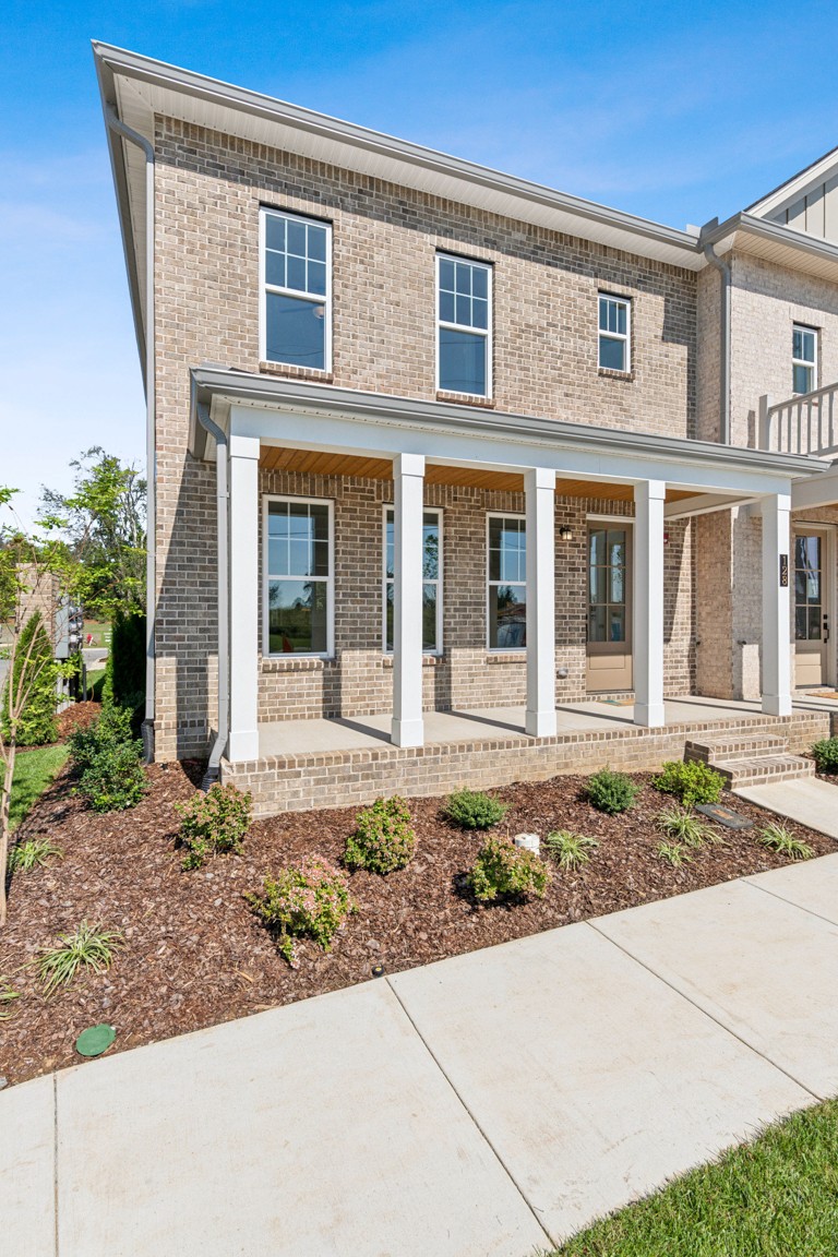 128 Nearwater Place Hendersonville TN 37075