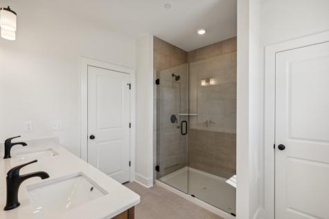128 Nearwater Place Hendersonville TN 37075