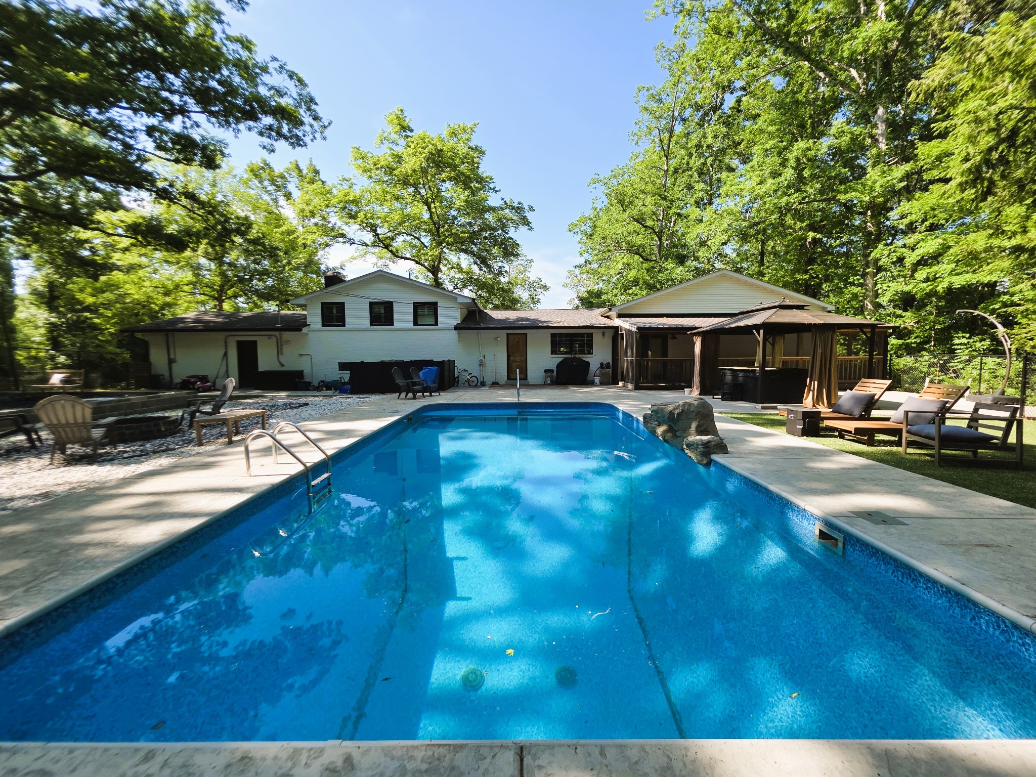 1975 Kelly Road Holladay TN 38341
