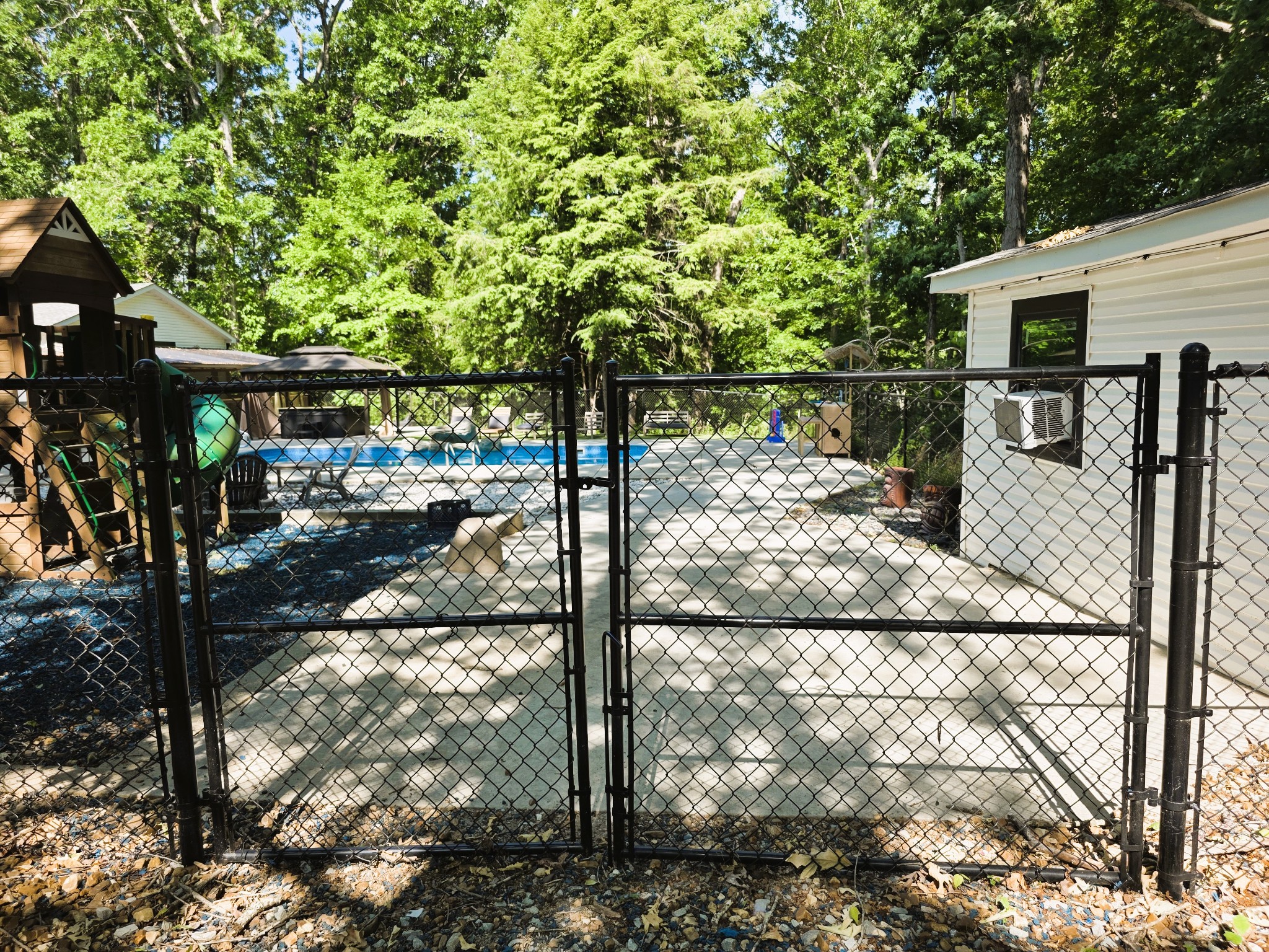 1975 Kelly Road Holladay TN 38341