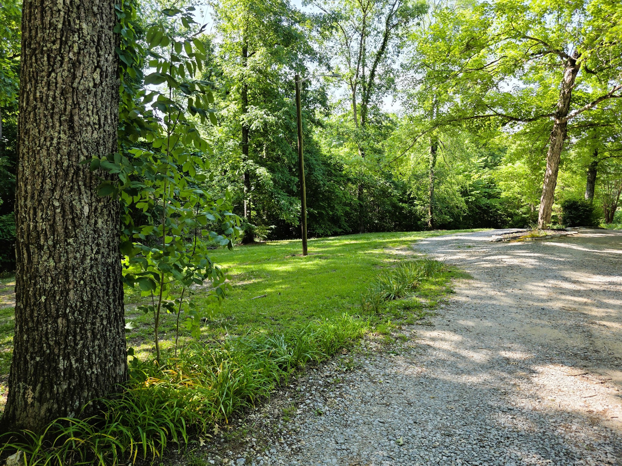 1975 Kelly Road Holladay TN 38341