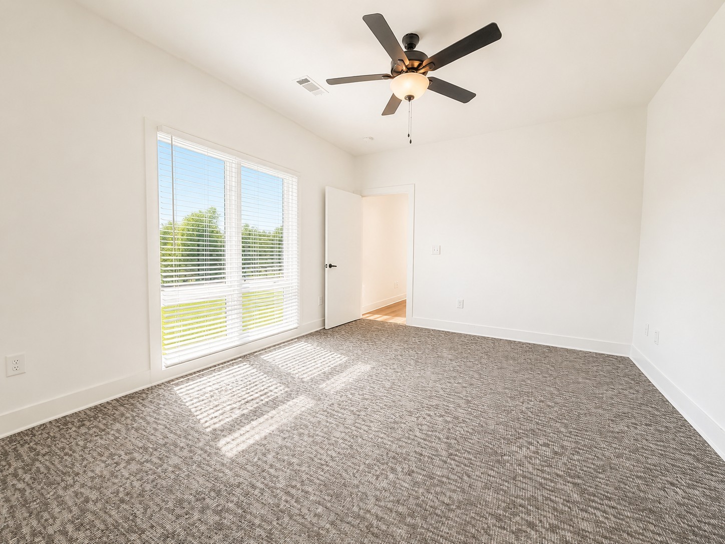 2704 Clifton Avenue Nashville TN 37209