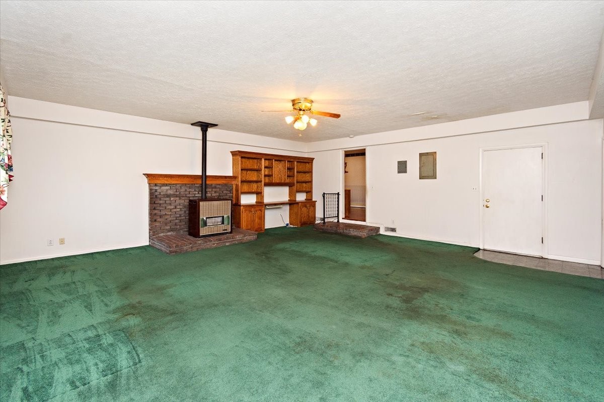 1077 Slaters Creek Road Goodlettsville TN 37072
