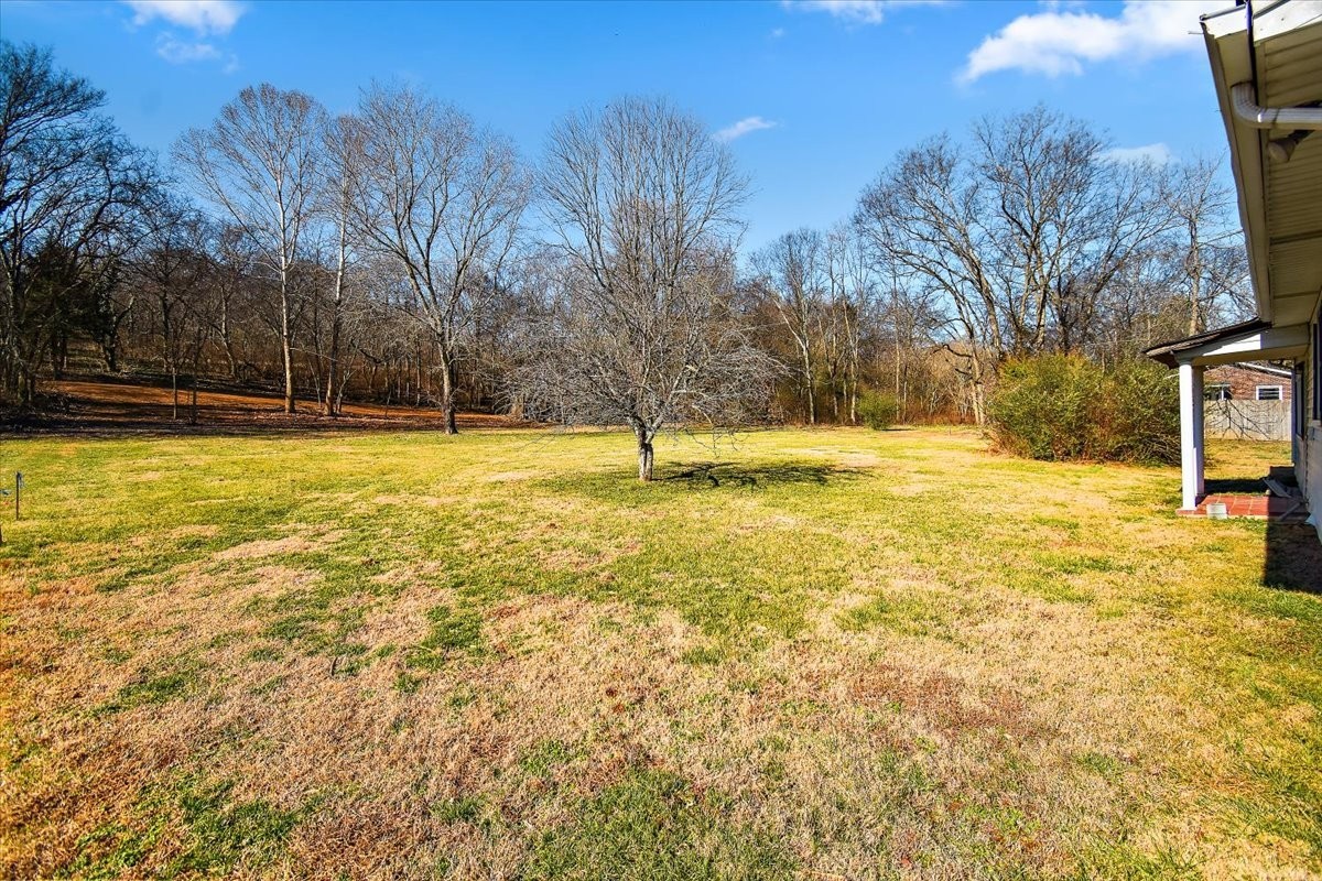 1077 Slaters Creek Road Goodlettsville TN 37072