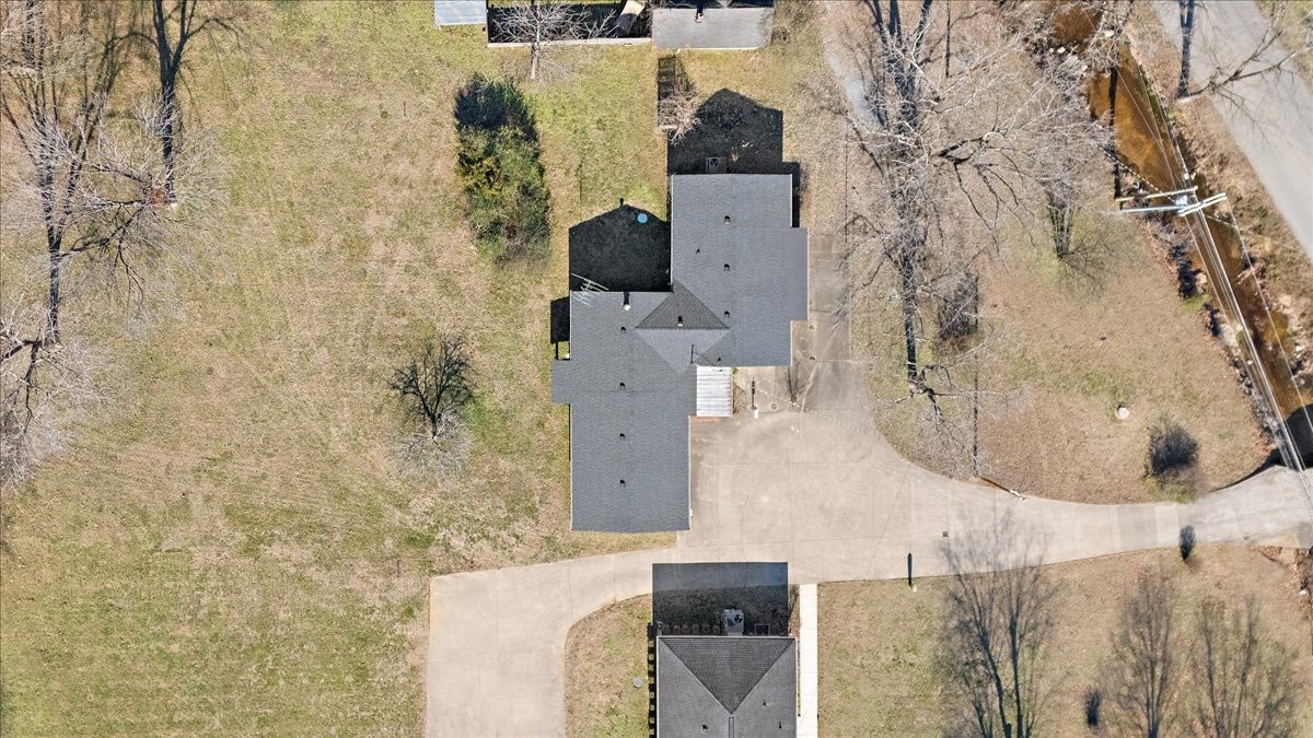 1077 Slaters Creek Road Goodlettsville TN 37072