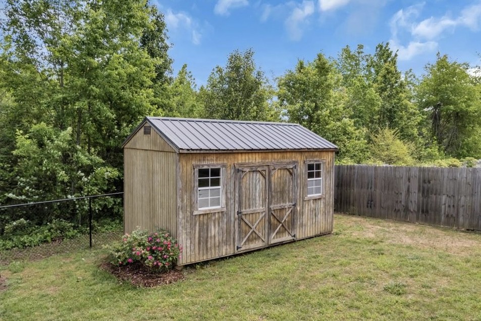 173 W Minster Drive Baxter TN 38544