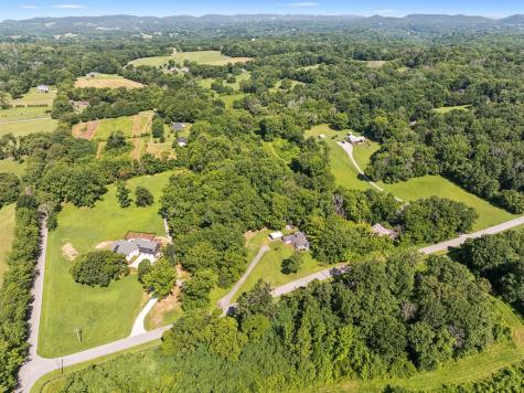 6653 Pinkston Road College Grove TN 37046