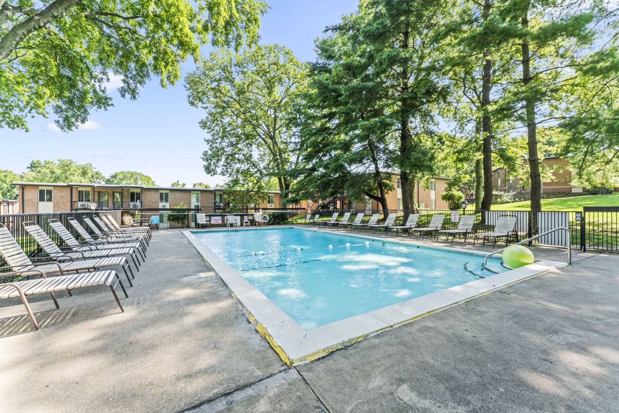 2601 Hillsboro Pike Nashville TN 37212