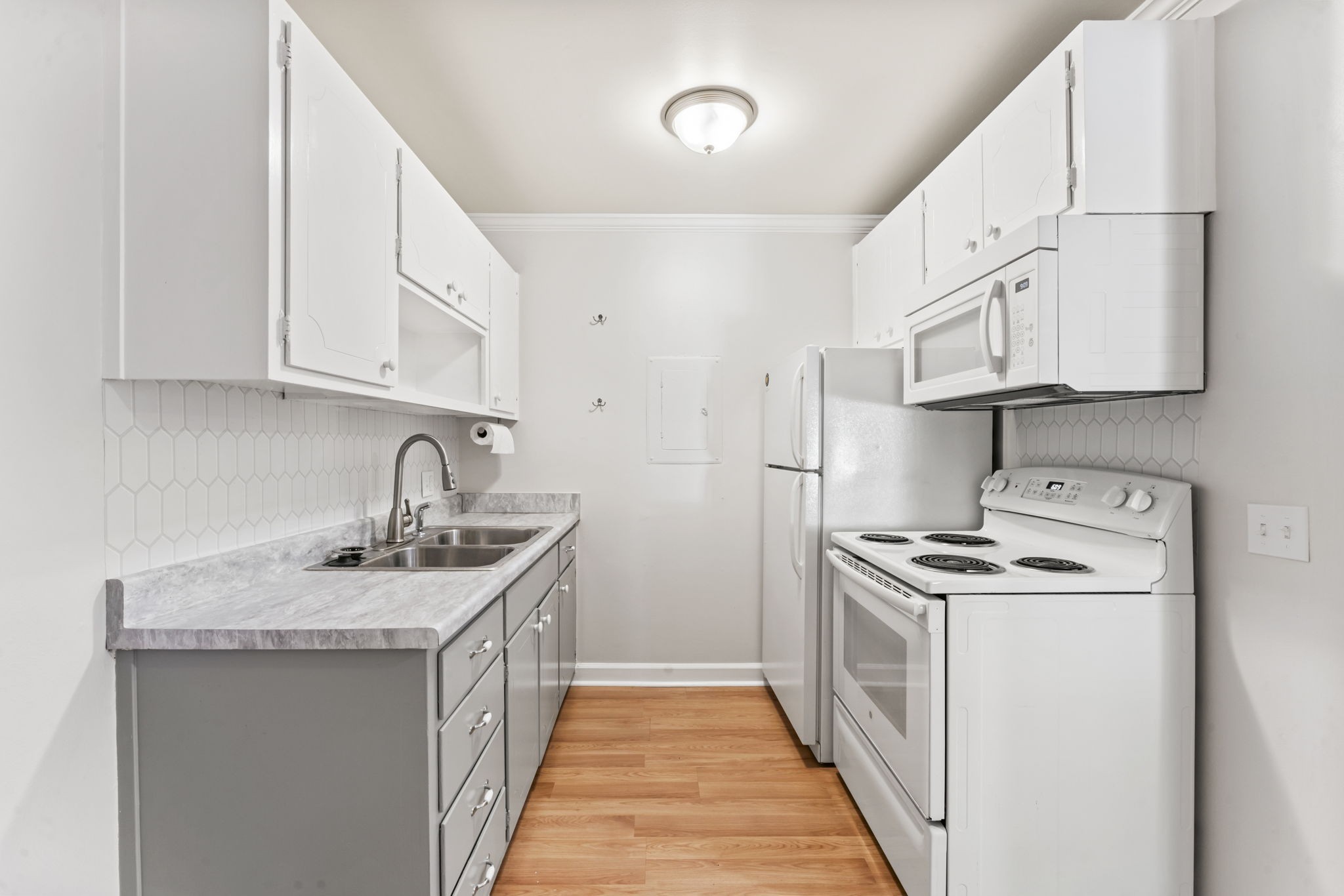 2601 Hillsboro Pike Nashville TN 37212