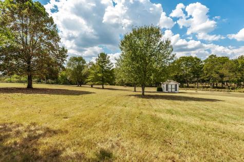 693 Greenfield Lane Castalian Springs TN 37031