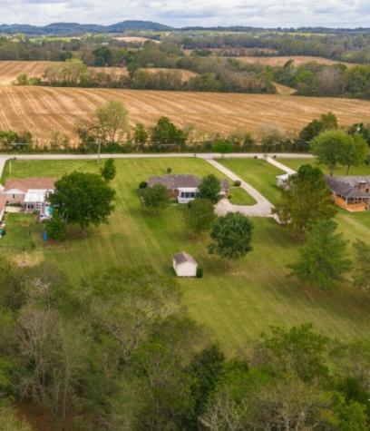 693 Greenfield Lane Castalian Springs TN 37031