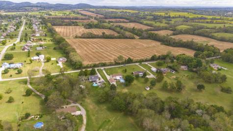 693 Greenfield Lane Castalian Springs TN 37031