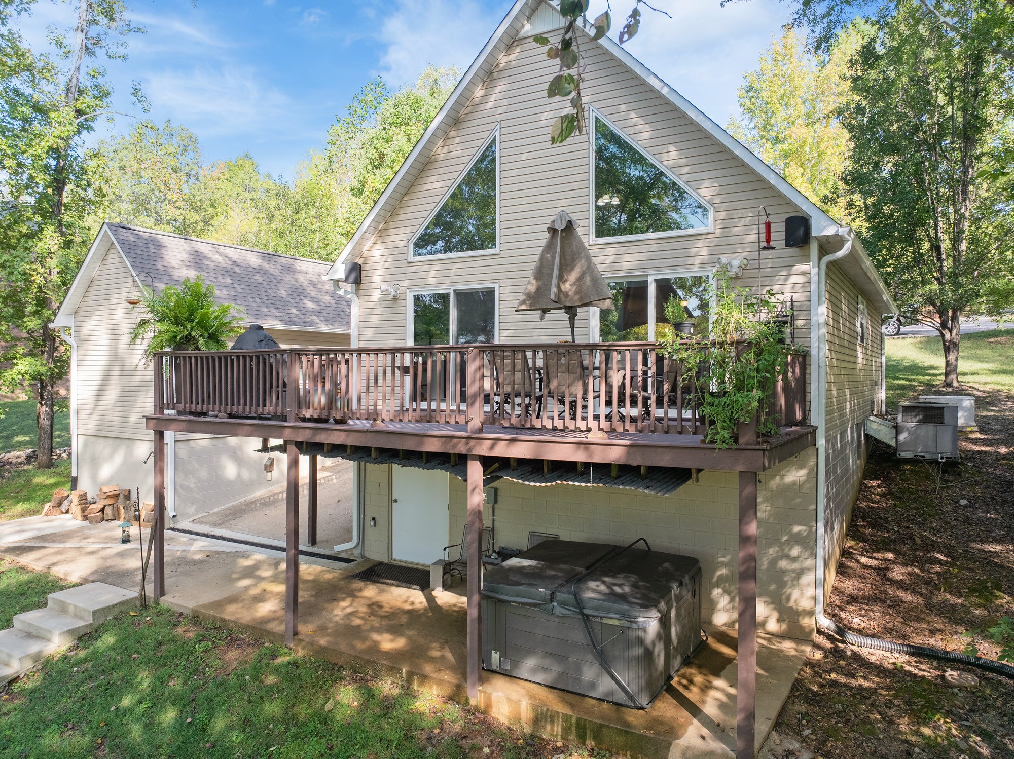 183 Featherfoot Pkwy Loop Parsons TN 38363
