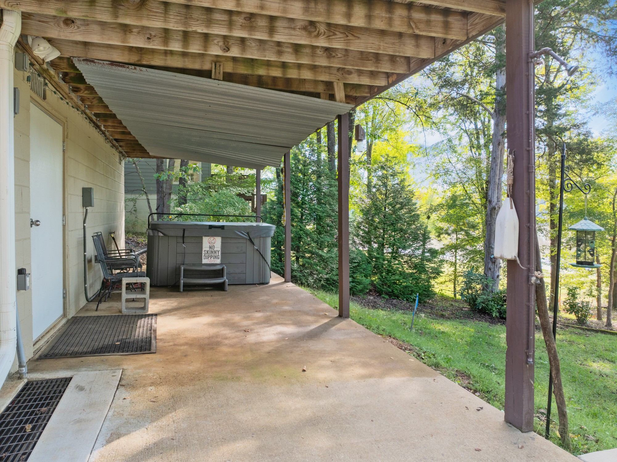 183 Featherfoot Pkwy Loop Parsons TN 38363