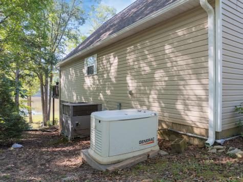 183 Featherfoot Pkwy Loop Parsons TN 38363
