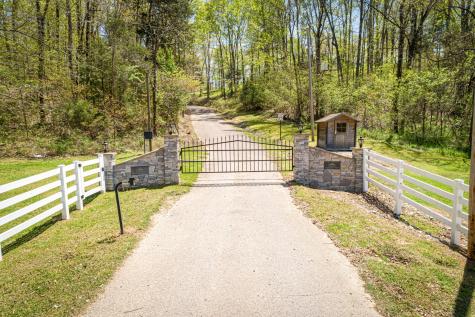 183 Featherfoot Pkwy Loop Parsons TN 38363