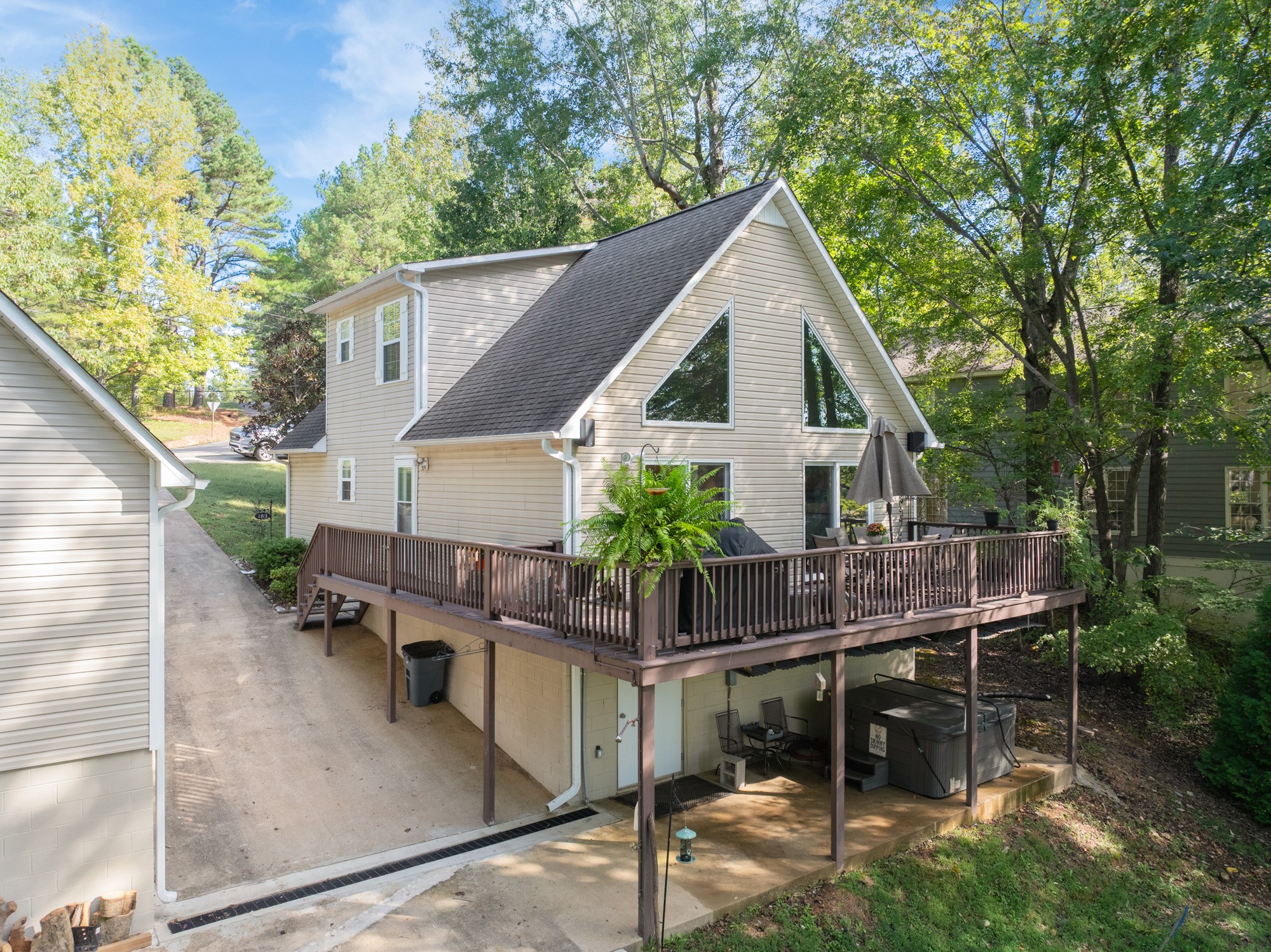 183 Featherfoot Pkwy Loop Parsons TN 38363