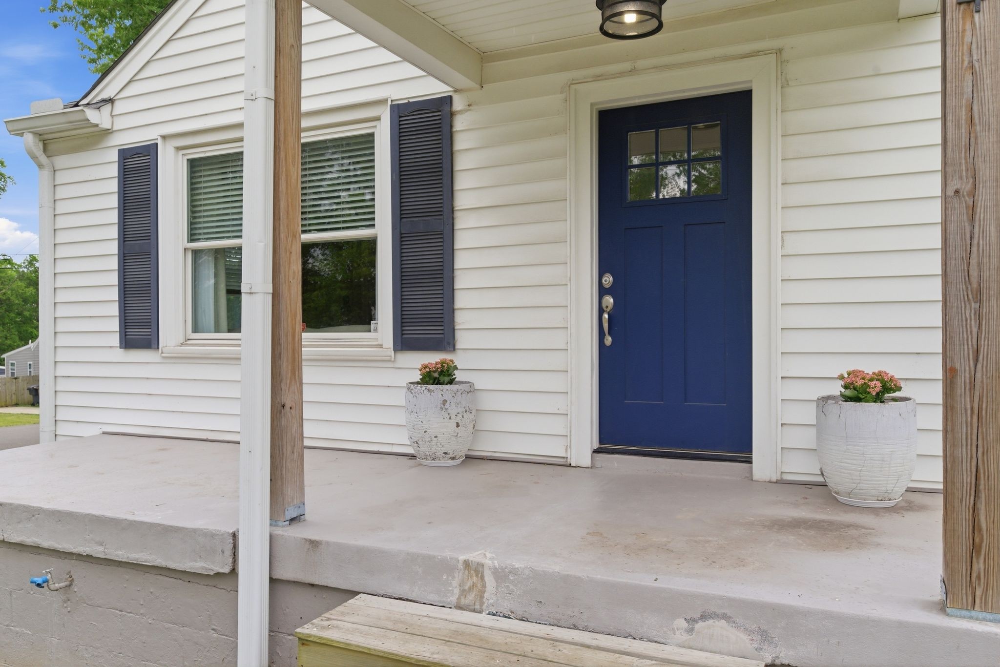 944 Chickasaw Avenue Nashville TN 37207