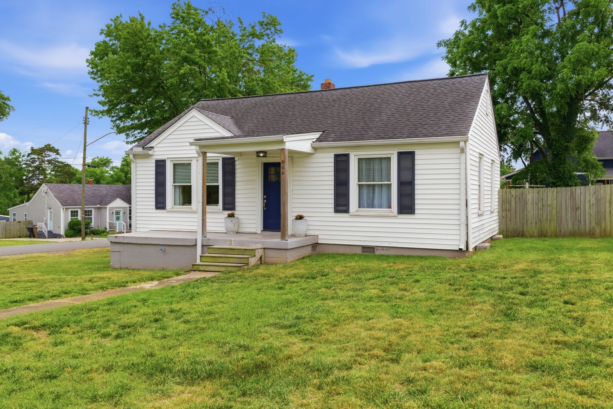 944 Chickasaw Avenue Nashville TN 37207
