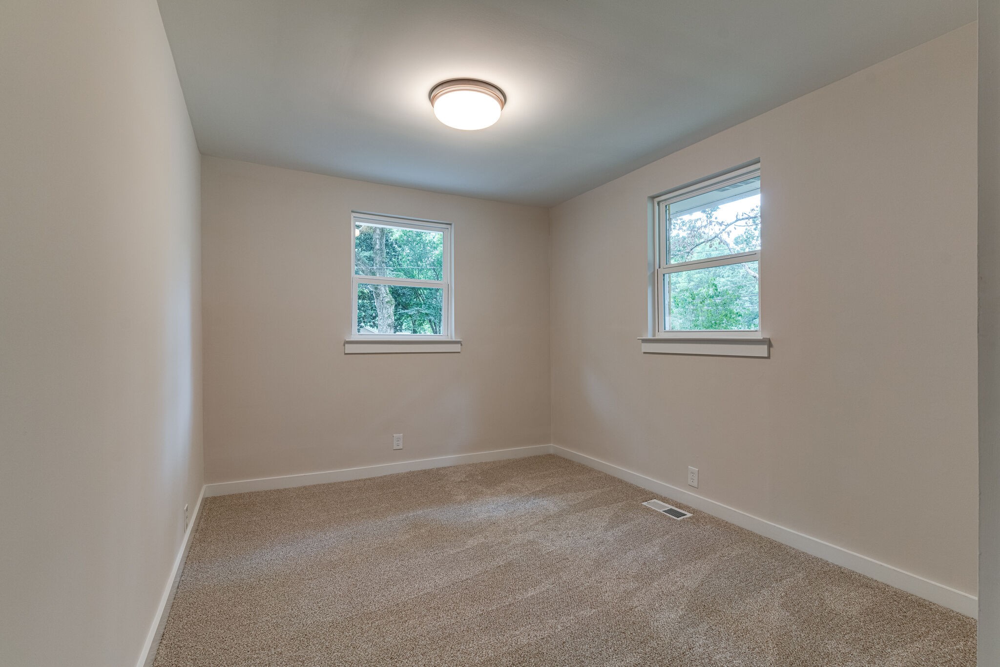1857 Woodruff Avenue Greenbrier TN 37073