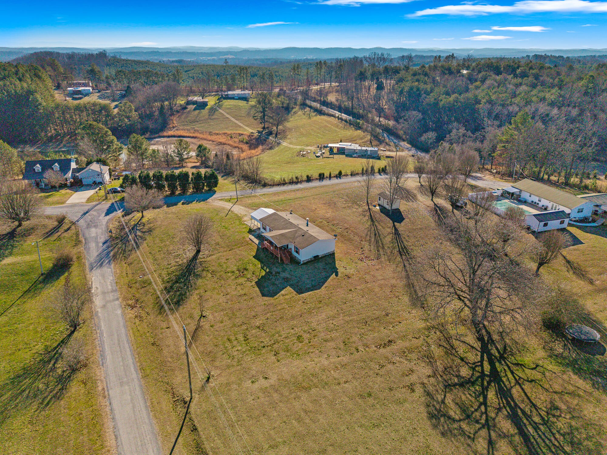 505 Lake Circle Spring City TN 37381