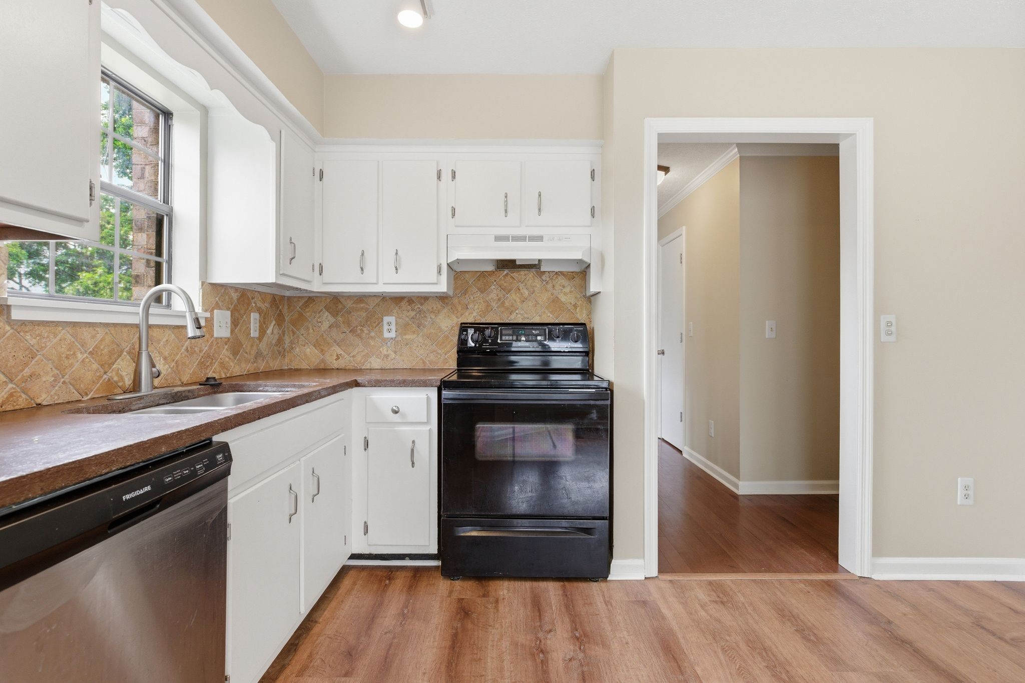 515 Chesterfield Avenue Nashville TN 37212
