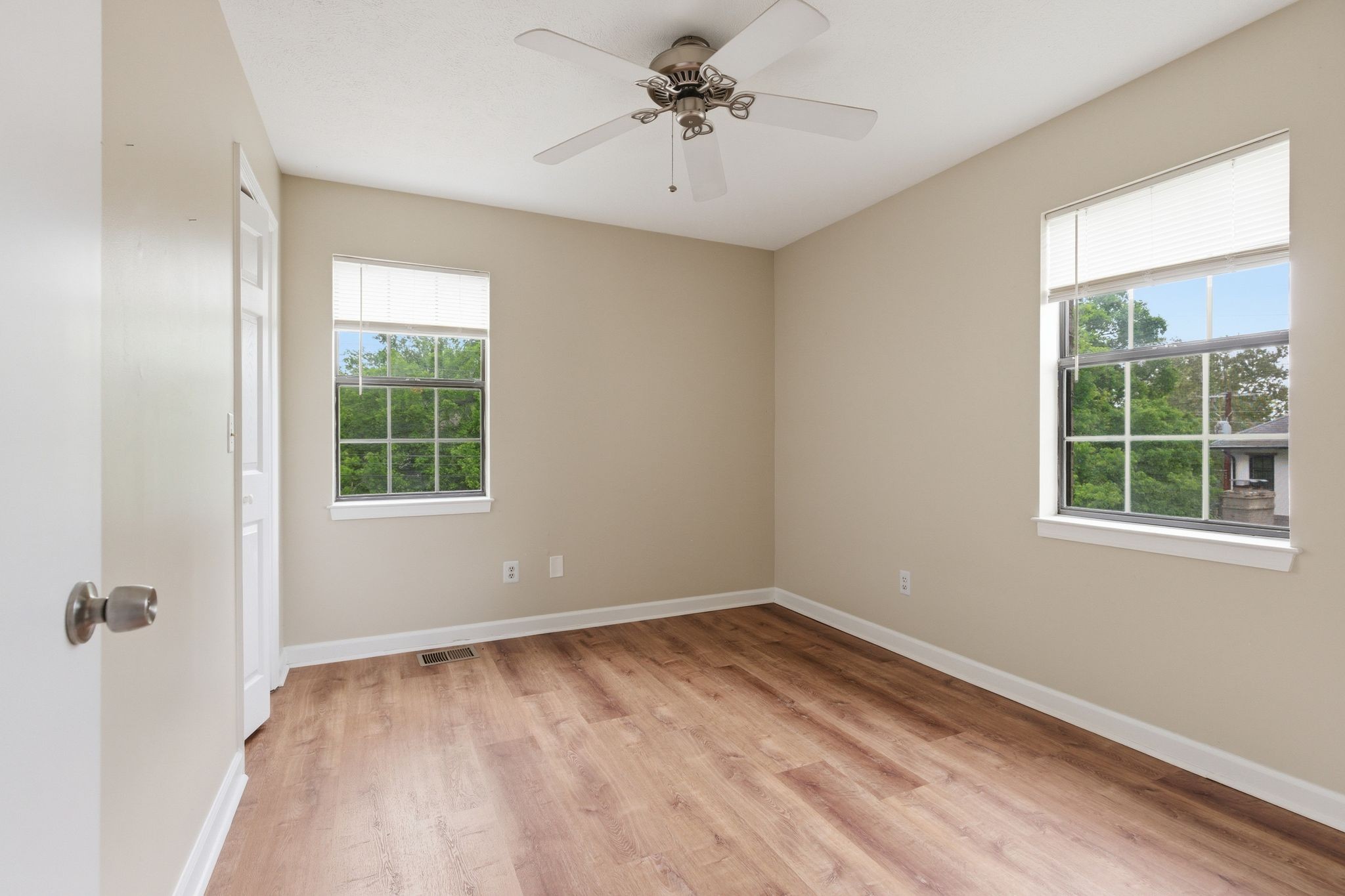 515 Chesterfield Avenue Nashville TN 37212