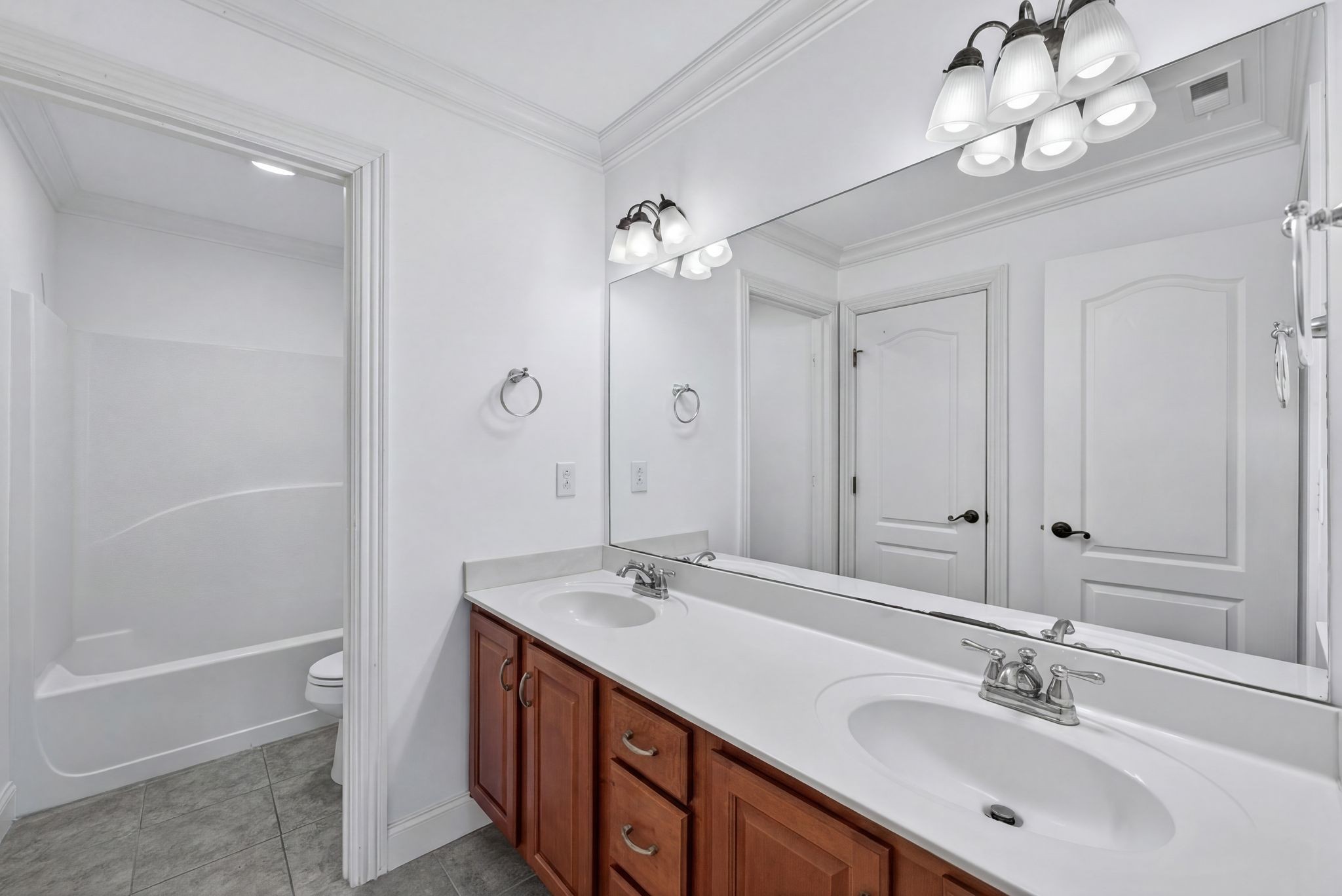 5006 Fremantle Court Spring Hill TN 37174