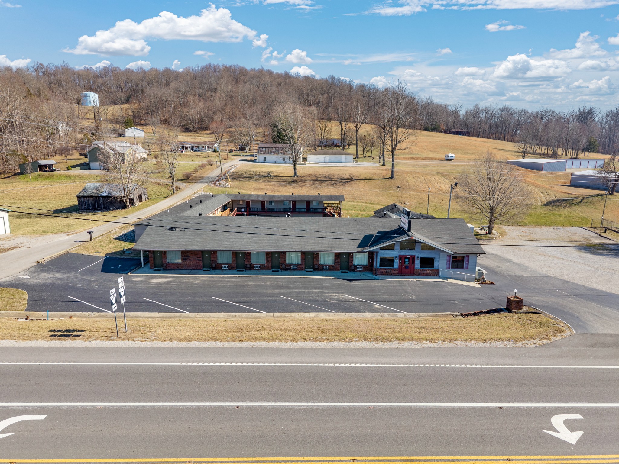 1201 Livingston Highway Byrdstown TN 38549