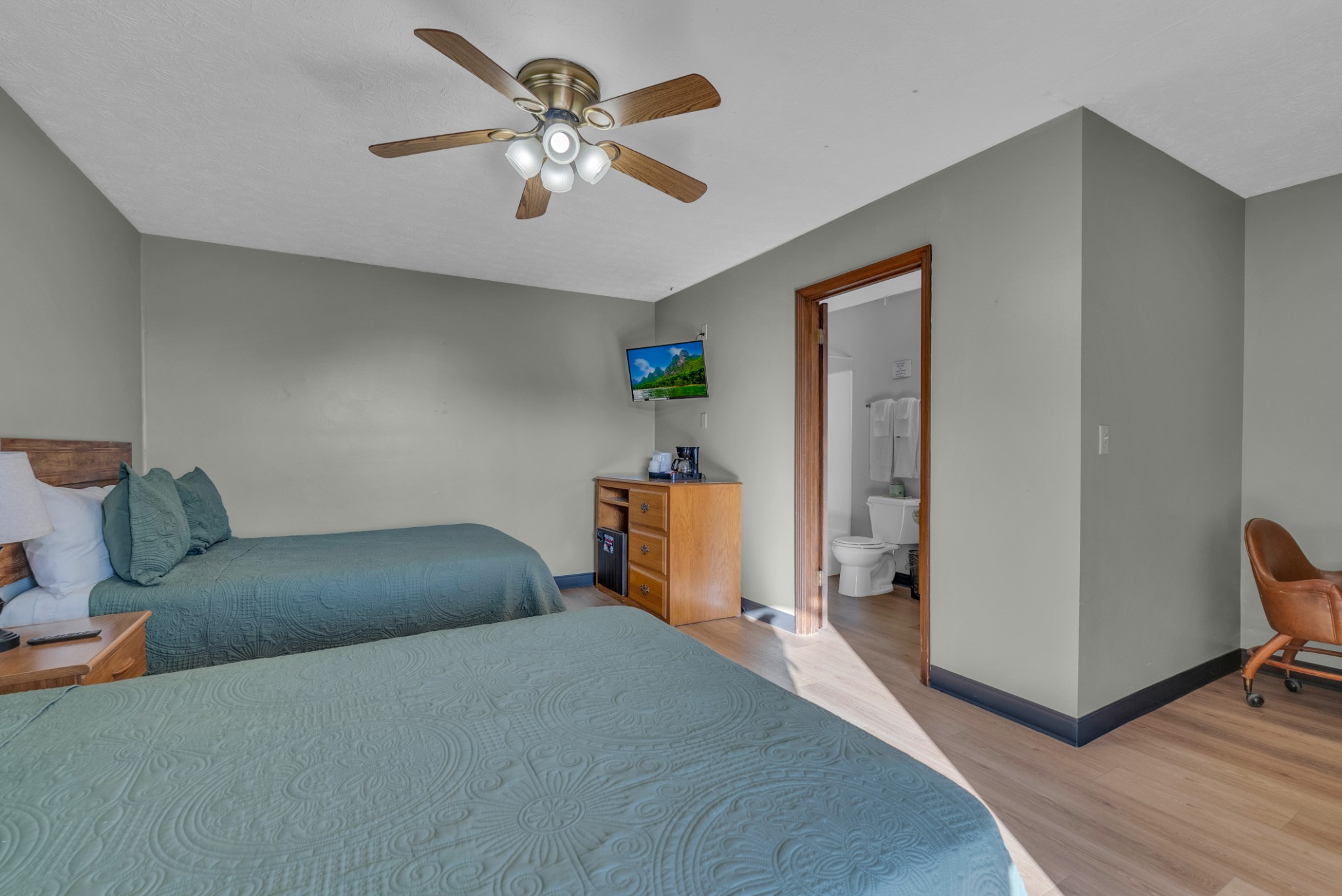 1201 Livingston Highway Byrdstown TN 38549