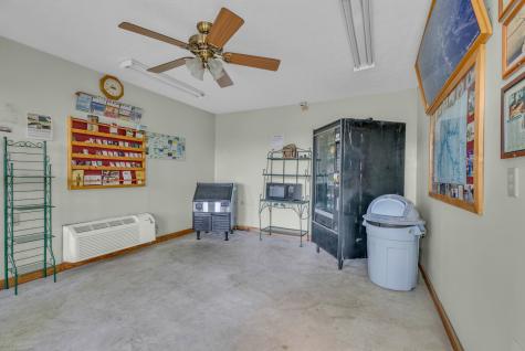 1201 Livingston Highway Byrdstown TN 38549